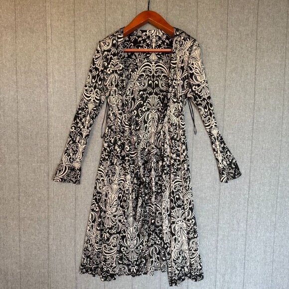 Y2K INC 100% Silk Black Tan Filigree Print Long Sleeve True Wrap Midi Dress - Picture 10 of 13